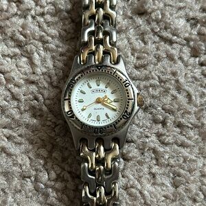 Riders women’s vintage‎ two tone bracelet watch one size measurements shown